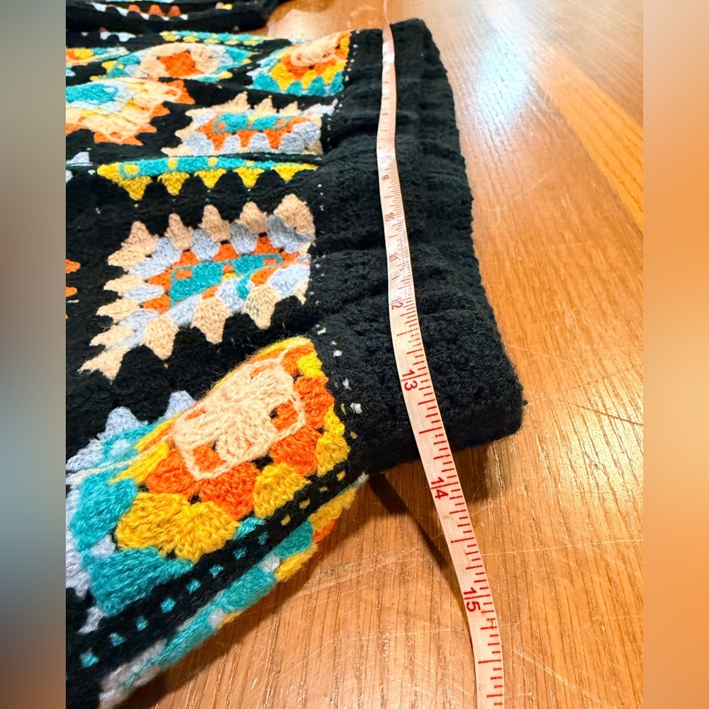 Rebellion Black Multicolor Crochet Short & Tank Set granny squares crop top - Picture 9 of 15